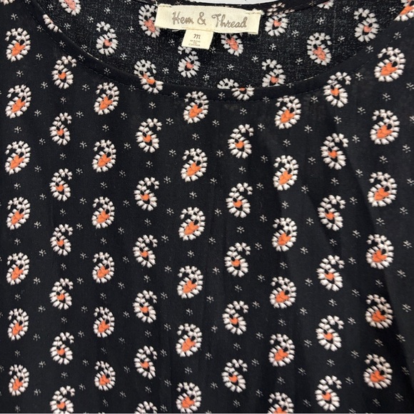 Hem & Thread Black Asymmetrical Scoop Neck Tank Top - Picture 3 of 3